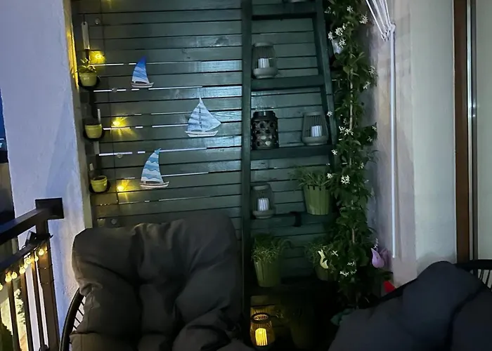 Apartament Paradise Bay D8 *