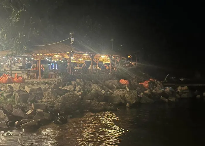 Apartament Paradise Bay D8 *