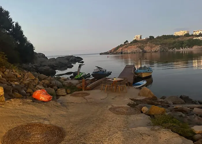 Apartament Paradise Bay D8 *