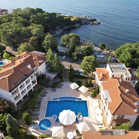 Paradise Bay D8 Apartment *