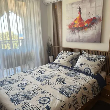 Apartment Paradise Bay D8 *