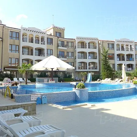 Apartment Paradise Bay D8 *