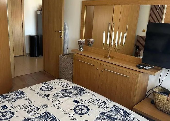 Paradise Bay D8 Апартамент