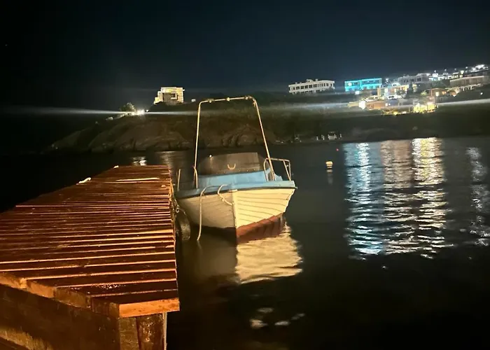 Апартамент Paradise Bay D8 Созопол